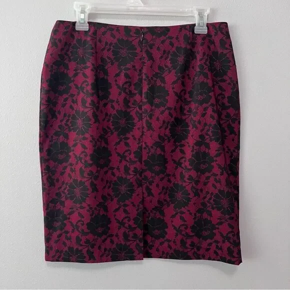 Express Black and Burgundy/Red Floral Pencil Skirt Size 9/10 - Picture 2 of 4